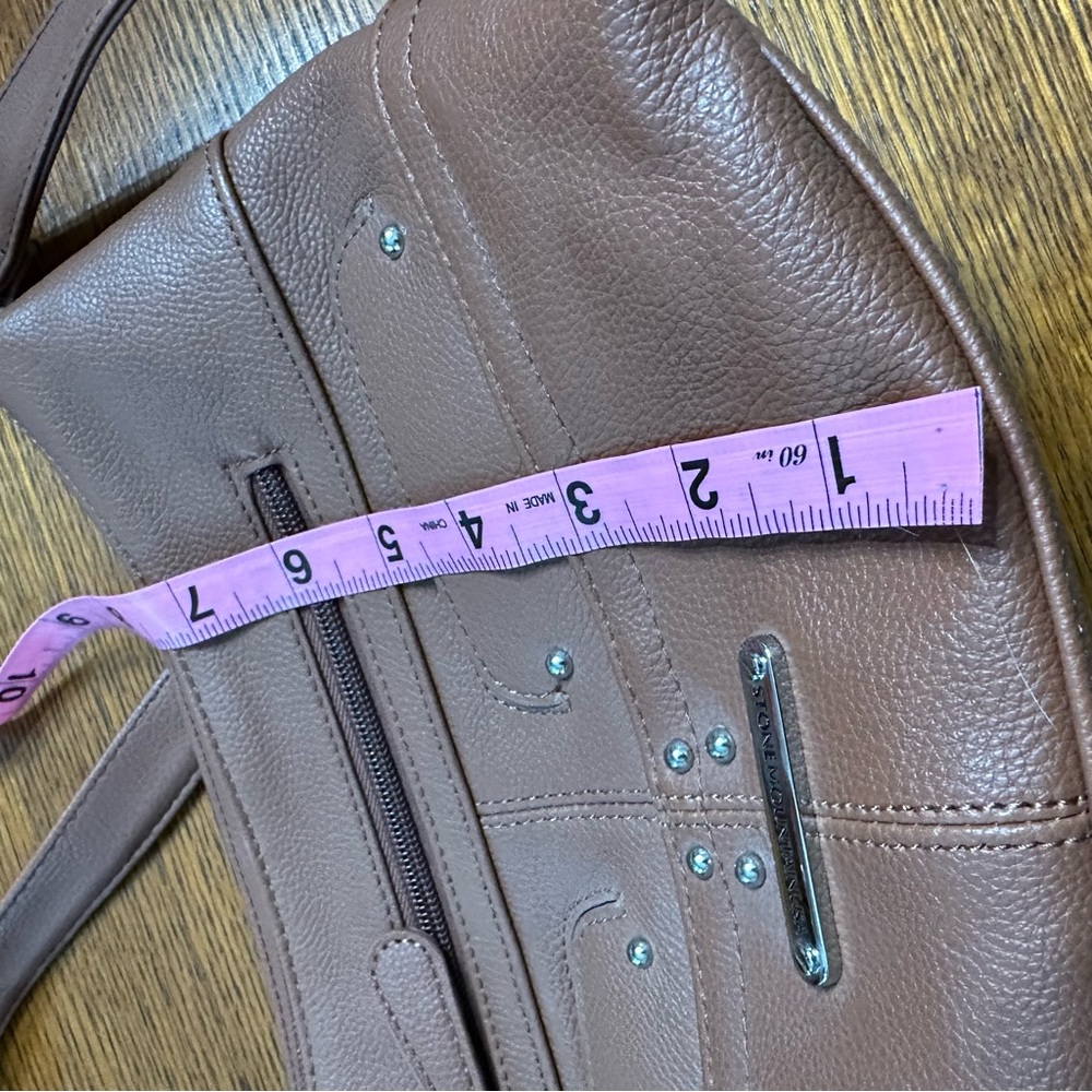 New without tags Stone Mountain Tan Leather Shoulder Bag - Picture 11 of 12
